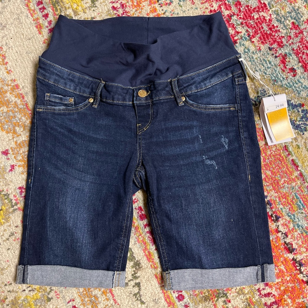 NWT H&M brand maternity shorts